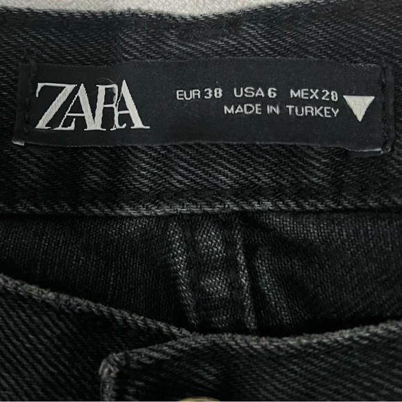 Zara Distressed High Rise Straight Leg Jeans in Washed Black - Size 6 - Picture 3 of 3